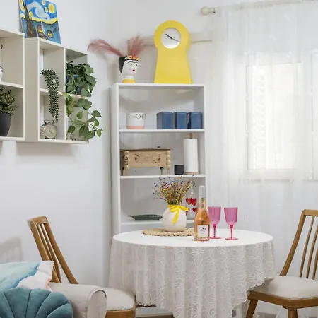 Apartment Lucy's Jesenice (Split-Dalmatia)